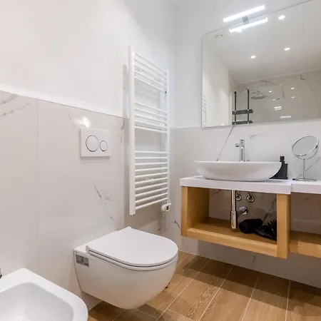 Palace Luxury Alba (Piedmont)