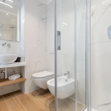 Palace Luxury Apartment