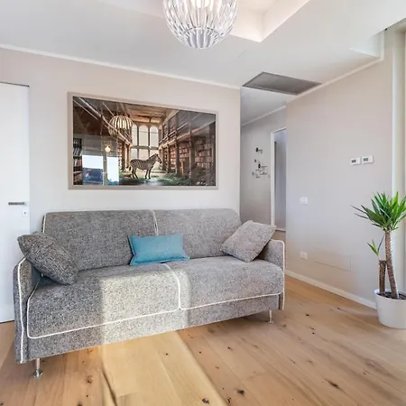 Palace Luxury Apartment Alba (Piedmont)