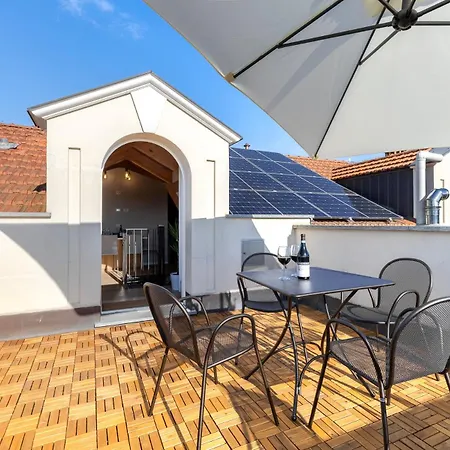 Palace Luxury * Alba (Piedmont)
