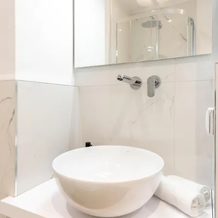 Palace Luxury Apartment