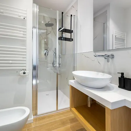 Palace Luxury * Alba (Piedmont)