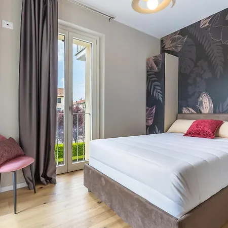 Apartment Palace Luxury Alba (Piedmont)