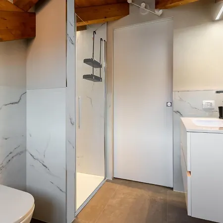 Palace Luxury Alba (Piedmont)