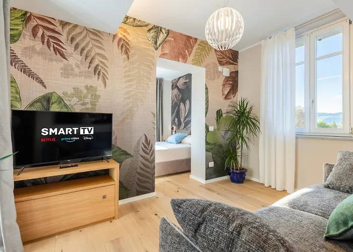 Palace Luxury Apartment Alba (Piedmont)